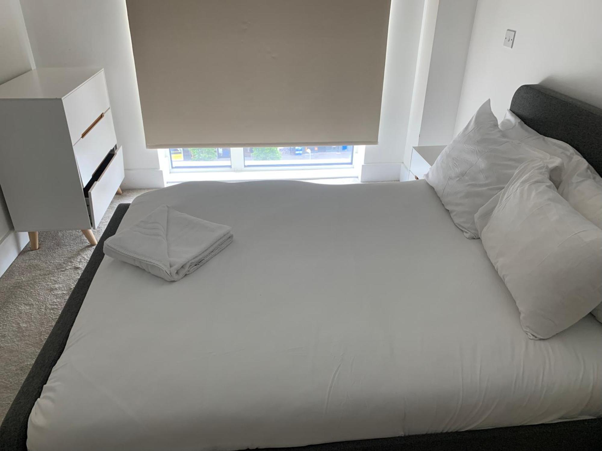 Grandeaur 2-bedrooom In Royal Asenal With Riverview Appartamento *