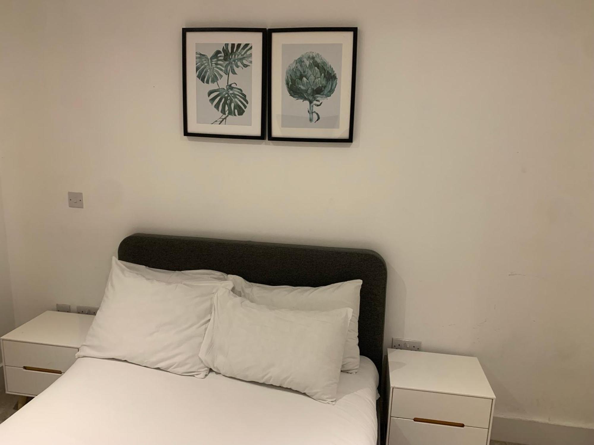Grandeaur 2-bedrooom In Royal Asenal With Riverview Appartamento *