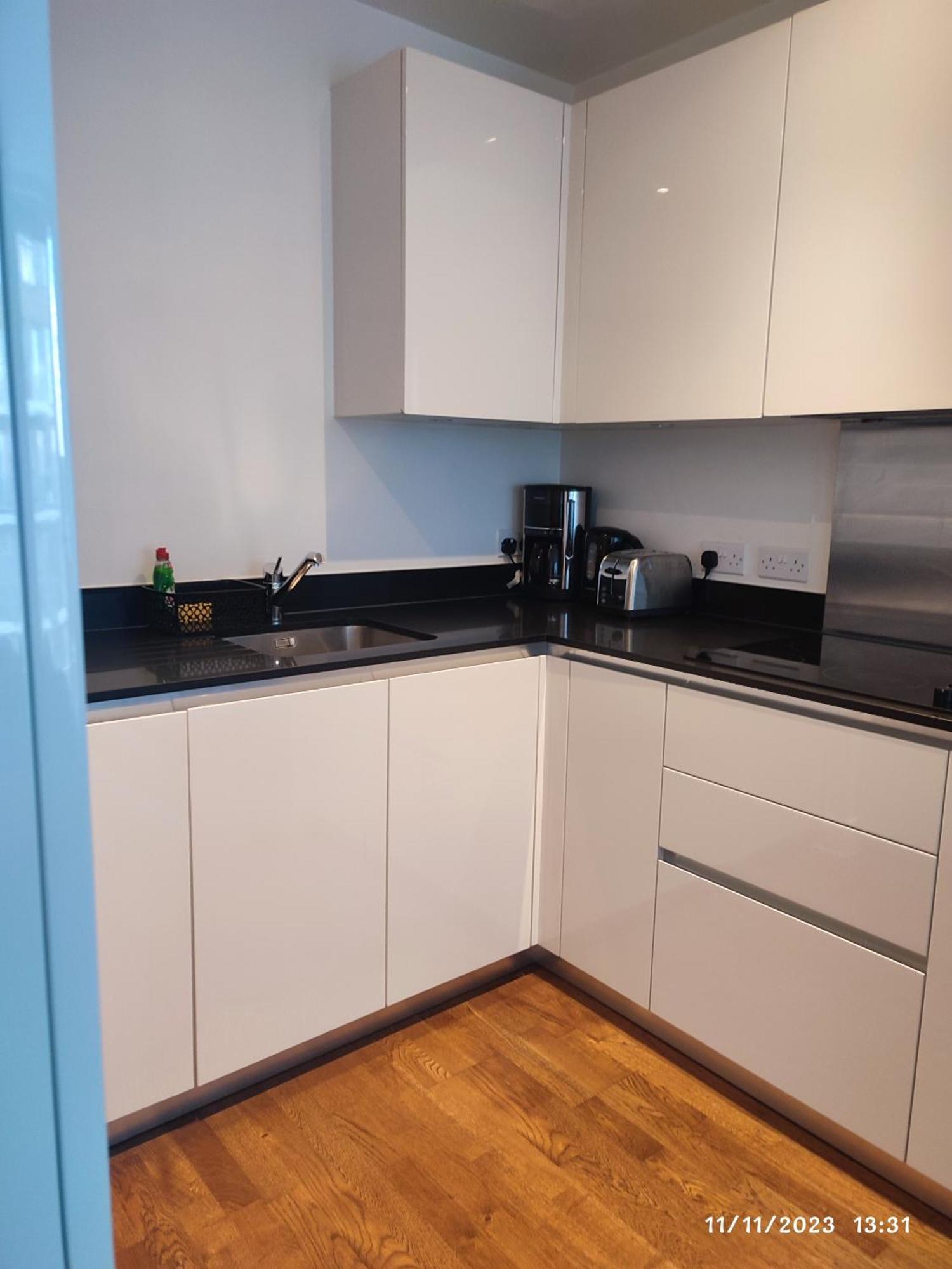 Appartamento Grandeaur 2-bedrooom In Royal Asenal With Riverview *