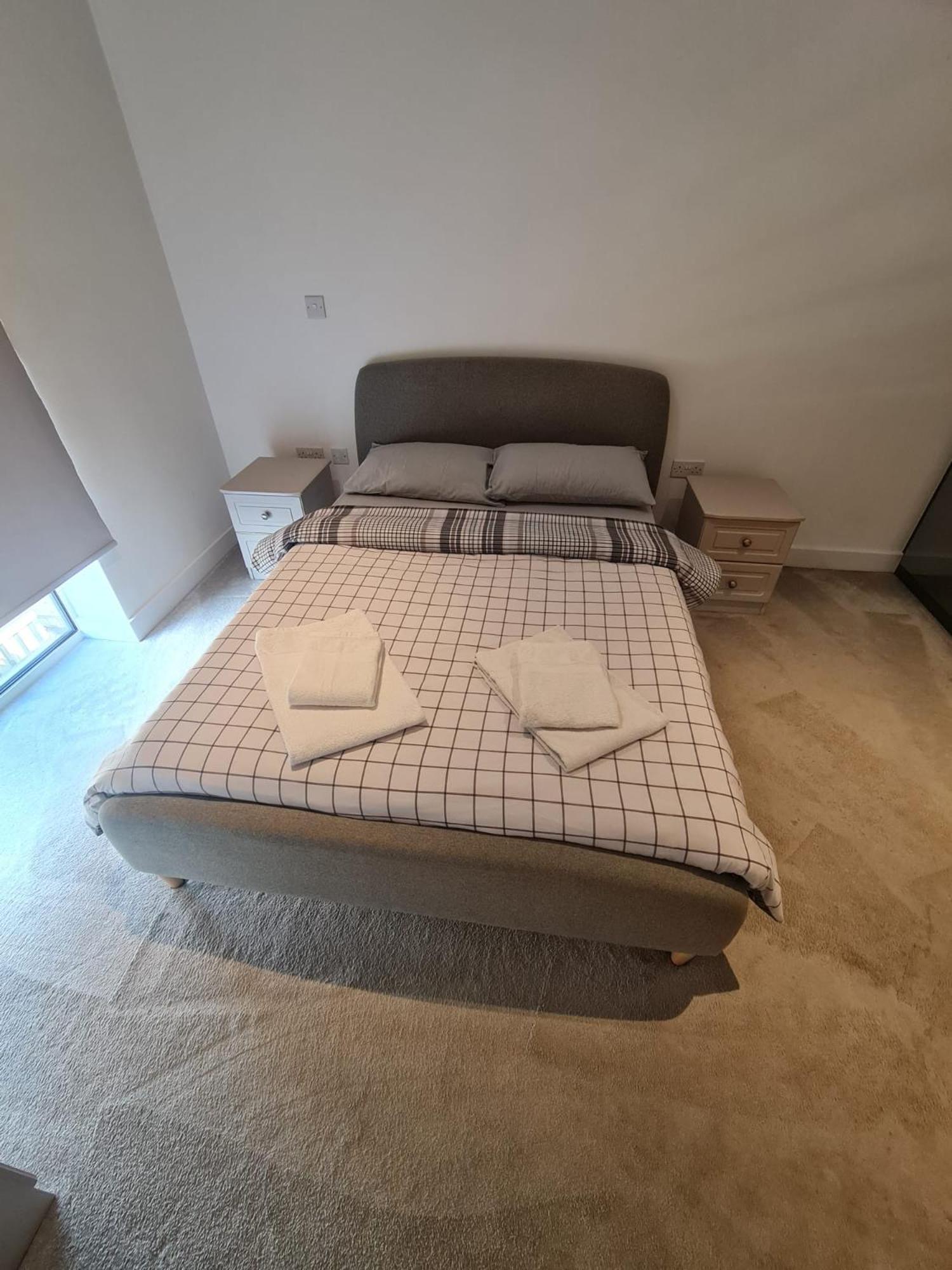 Grandeaur 2-bedrooom In Royal Asenal With Riverview *